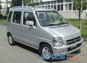 北斗星牌CH7140E1型轎車——江西昌河鈴木汽車責任有限公司的產品與道路救援服務